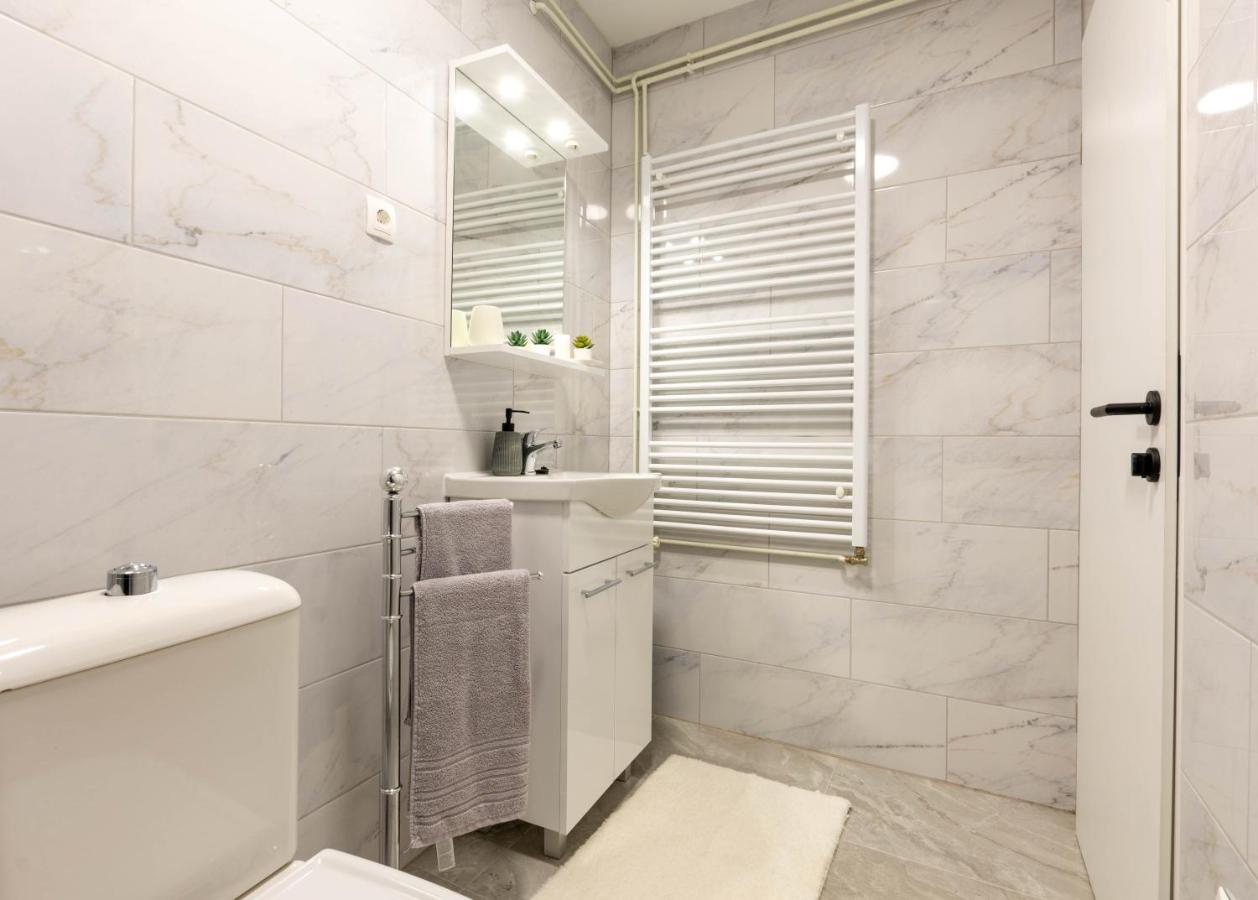 Apartmani Sun & Moon Bjelovar Eksteriør bilde