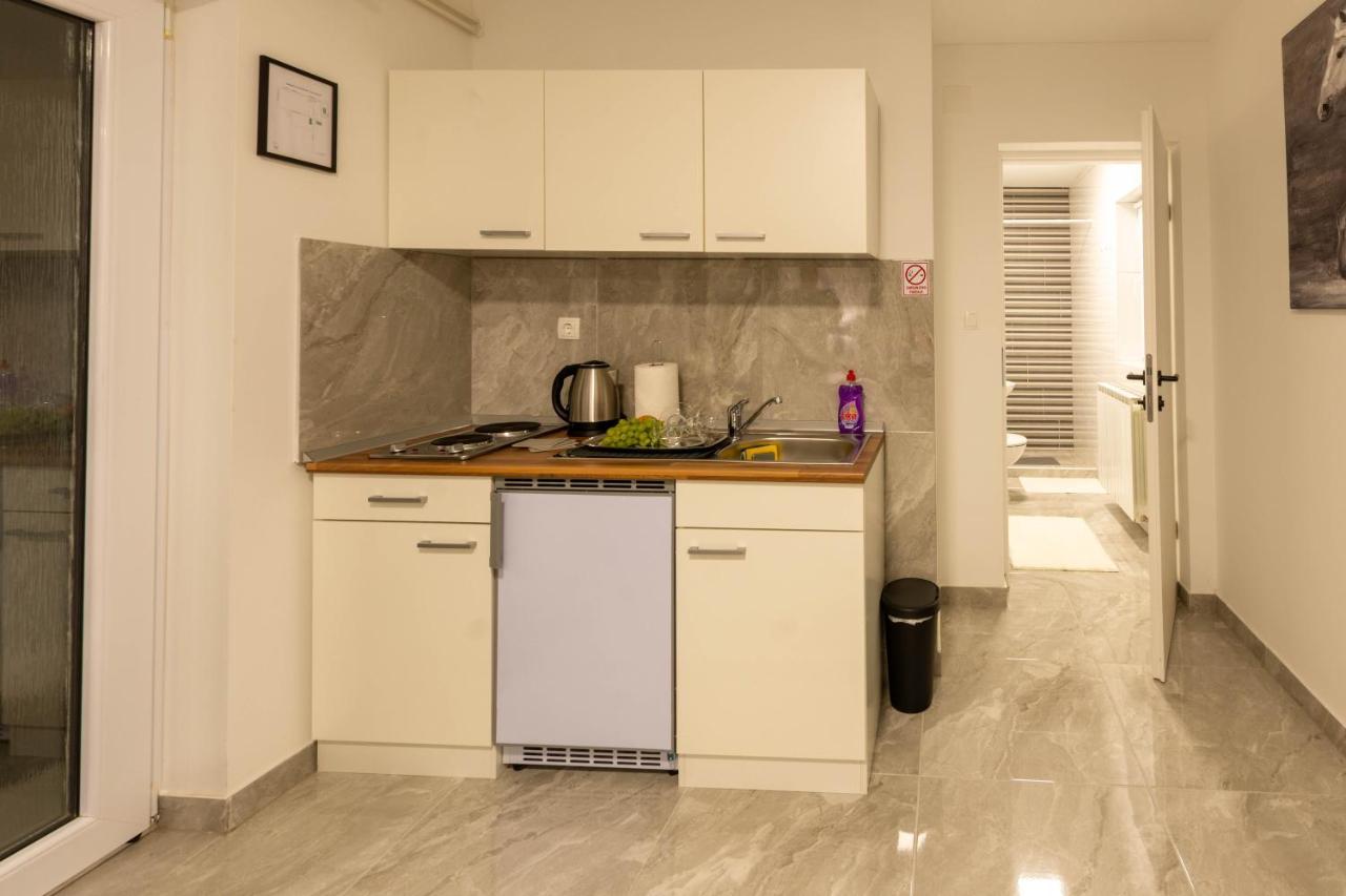 Apartmani Sun & Moon Bjelovar Eksteriør bilde