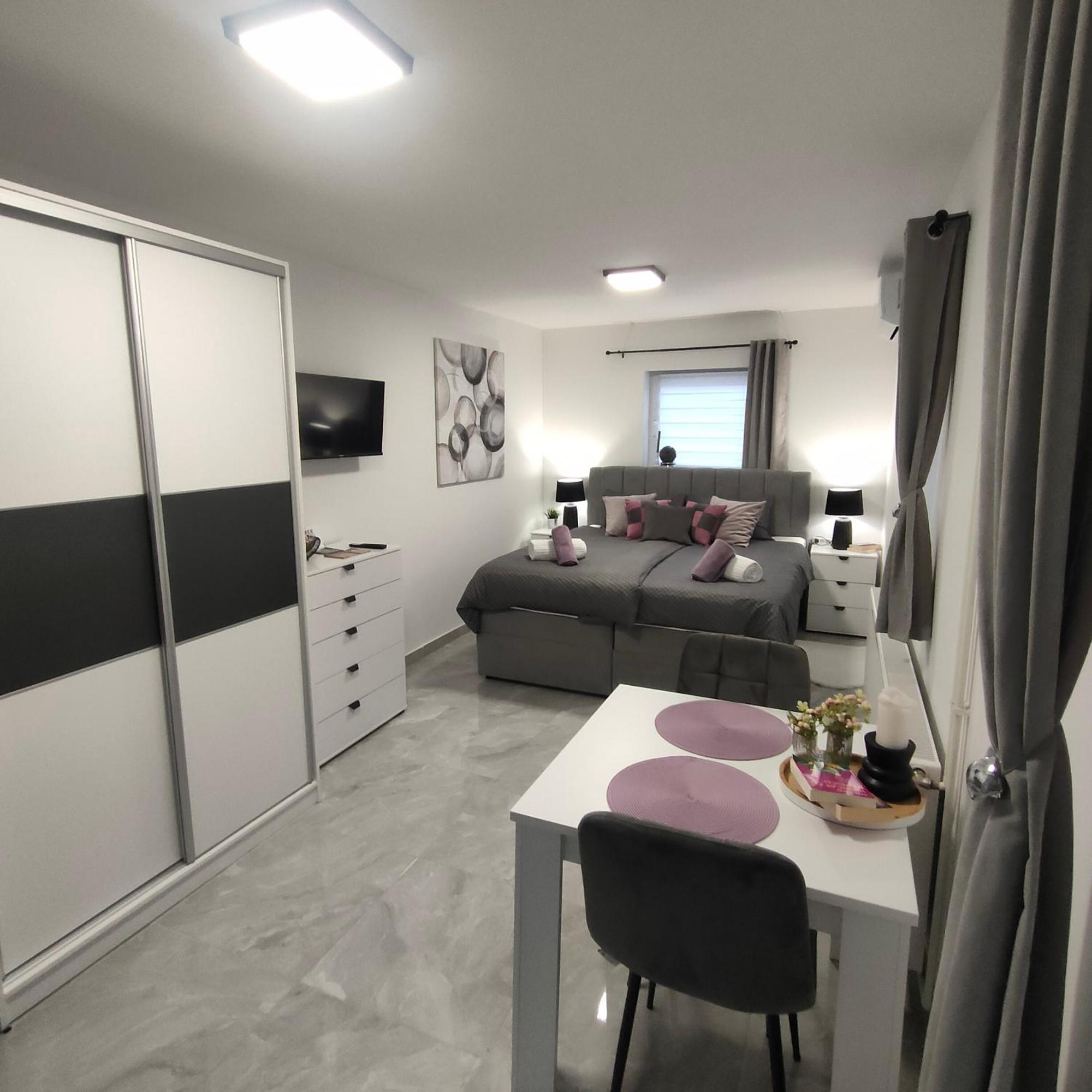 Apartmani Sun & Moon Bjelovar Eksteriør bilde