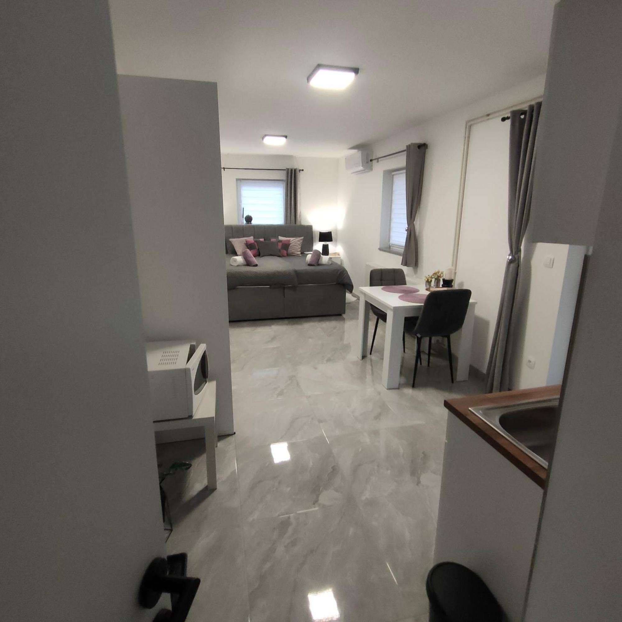 Apartmani Sun & Moon Bjelovar Eksteriør bilde