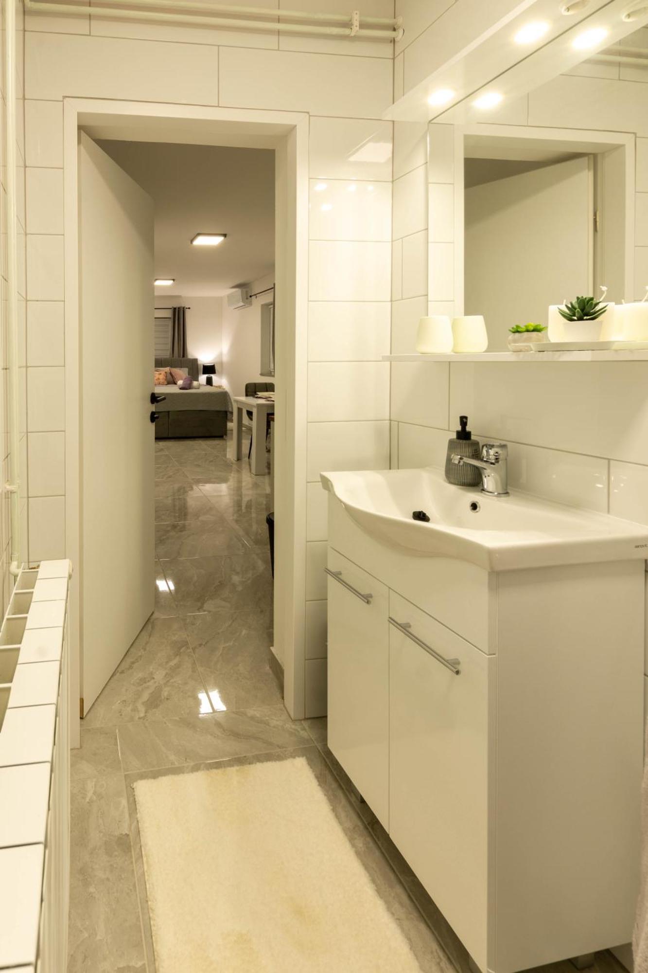 Apartmani Sun & Moon Bjelovar Eksteriør bilde